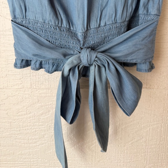 Jessica Simpson Chambray Wrap Top XS Ruffle Sleeve Tie Back NWT - Picture 7 of 9